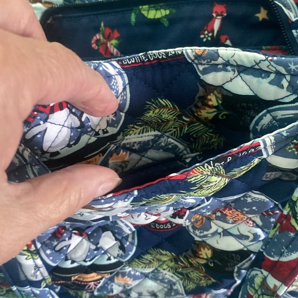 ❄️Vera Bradley Glenna Satchel, “SNOW GLOBES” - Picture 7 of 11